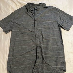 O’NEILL Short Sleeve Button Down Medium UniqueColor Pattern Black-red/blue/white